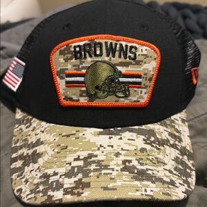 Cleveland Browns Camo and Black Cap salute for service